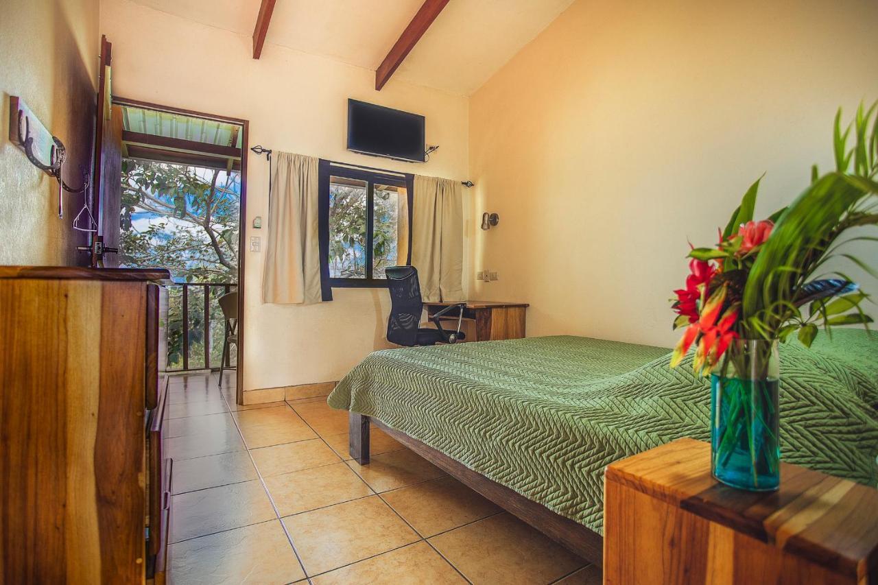 Hotel La Hacienda Quesada  Екстериор снимка