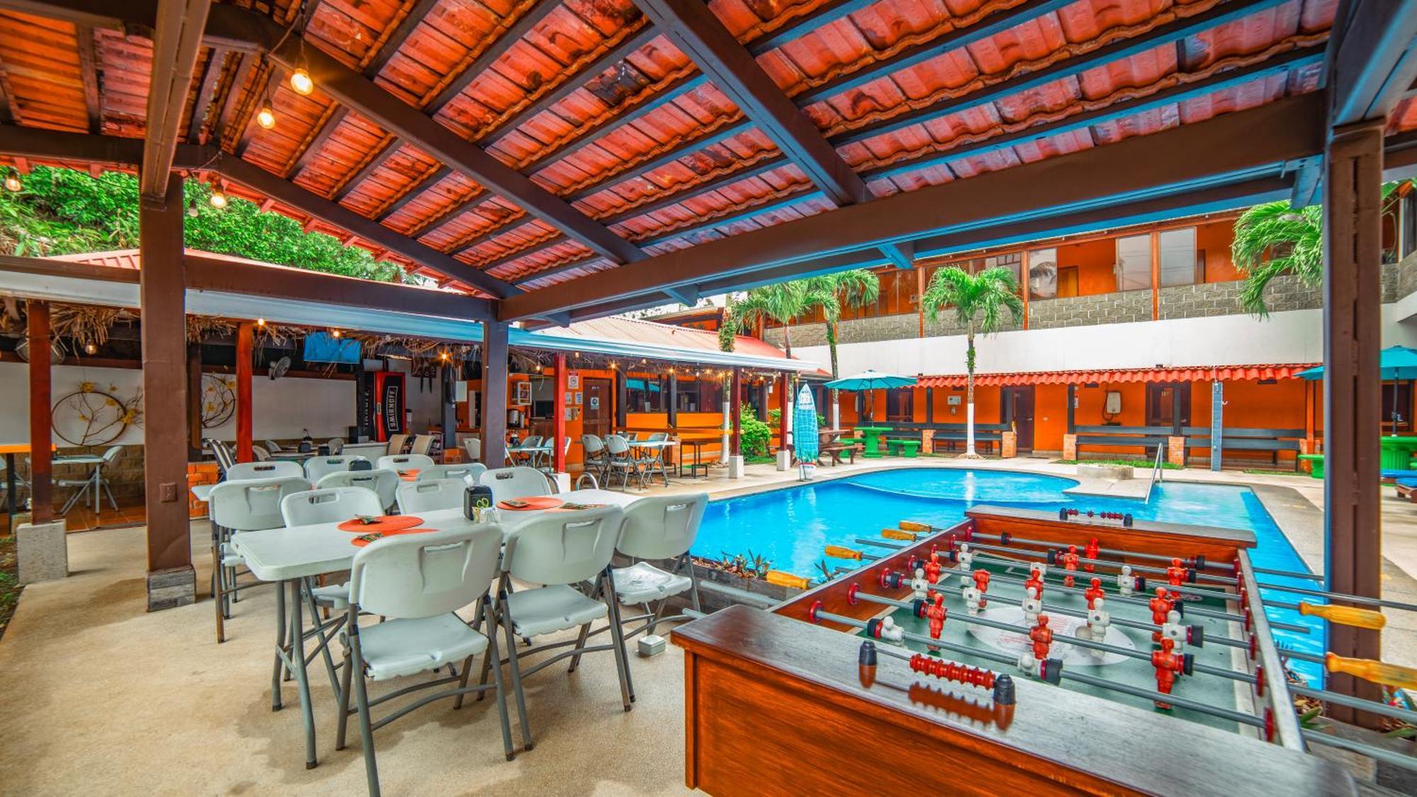 Hotel La Hacienda Quesada  Екстериор снимка