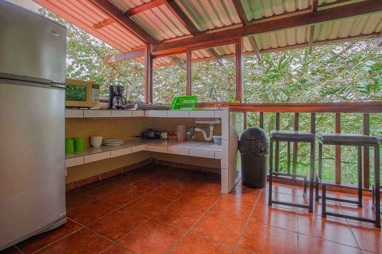 Hotel La Hacienda Quesada  Екстериор снимка